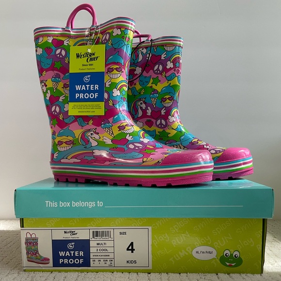 Western Chief Other - Western Chief big girls rainbow unicorn Rain boots w/ easy pull on handles sz 4